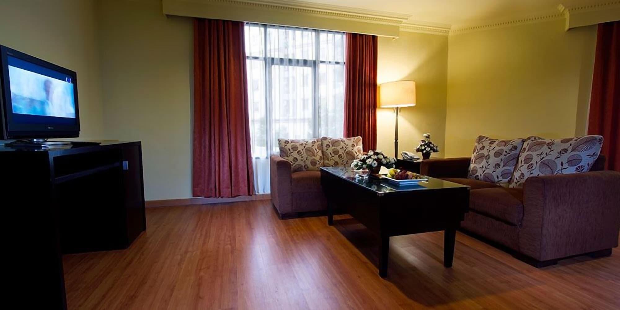 Sari Ater Kamboti Hotel Bandung Exterior foto