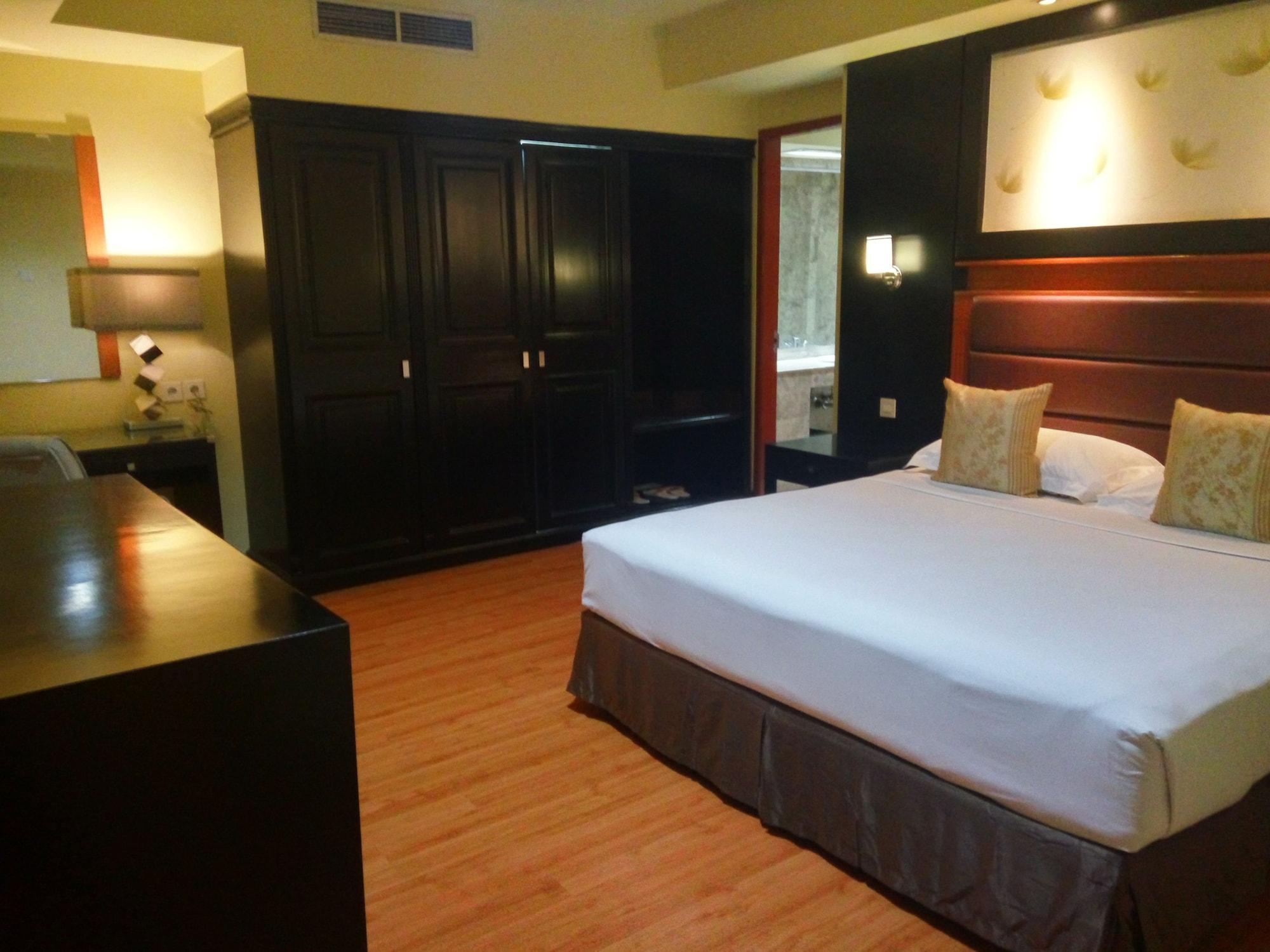 Sari Ater Kamboti Hotel Bandung Exterior foto