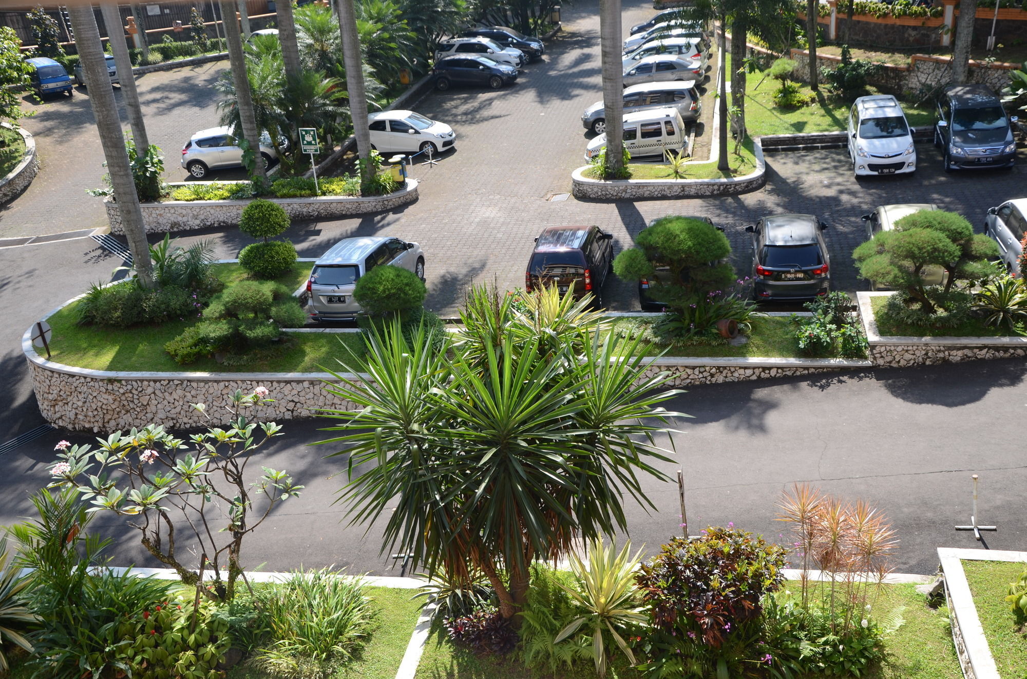 Sari Ater Kamboti Hotel Bandung Exterior foto